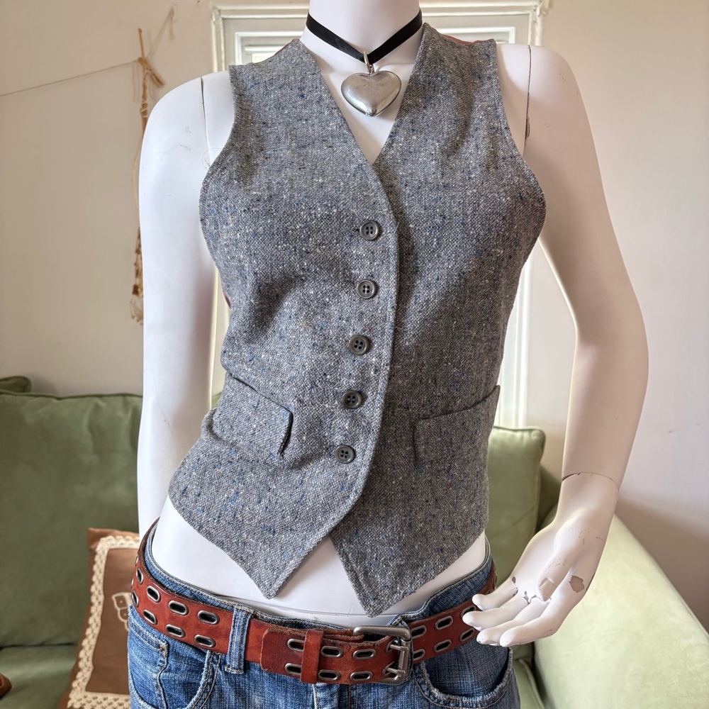 VTG Brooks Additions 1970s Gray Tweed Vest with Pink Lining